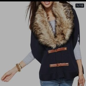NWOT Faux-Fur-Collar Buckled Poncho, Women's